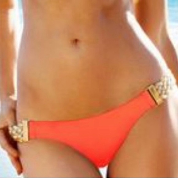 Beach Bunny Alexa Orange Bikini With Gold Chain - Picture 3 of 6